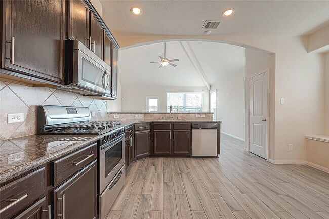 Building Photo - 3403 Lilac Ranch Dr