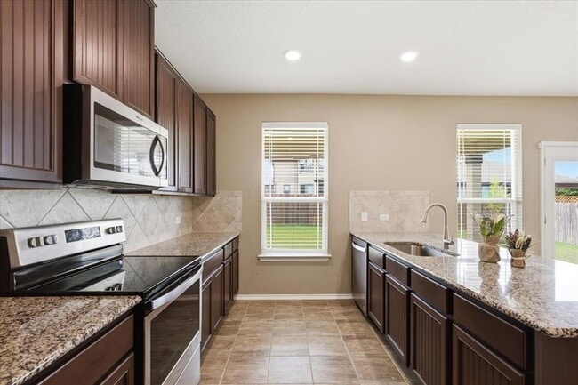 Building Photo - 1006 Toltec Trail