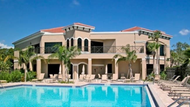 Primary Photo - Villas at Water's Edge 55+ No Short Term