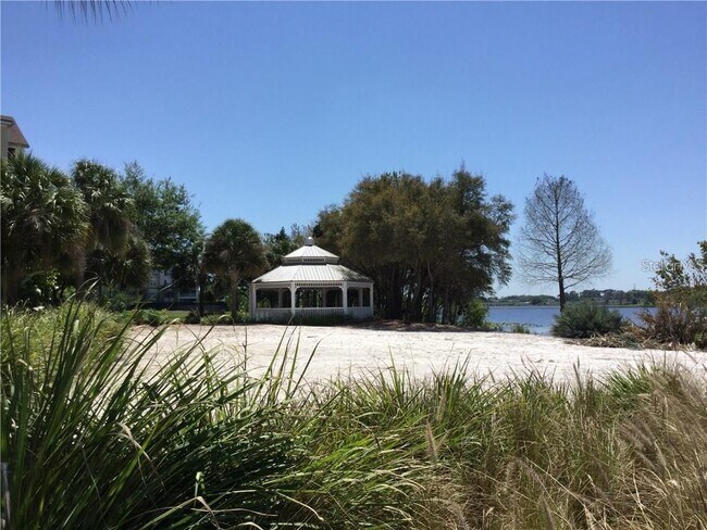 Building Photo - 3428 Soho St