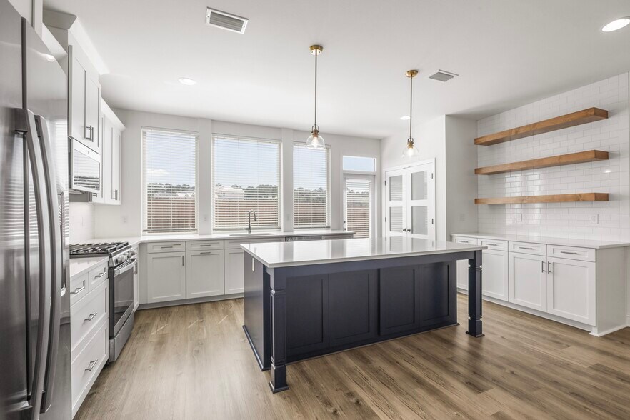 Building Photo - 3658 Meadow Vista Ln