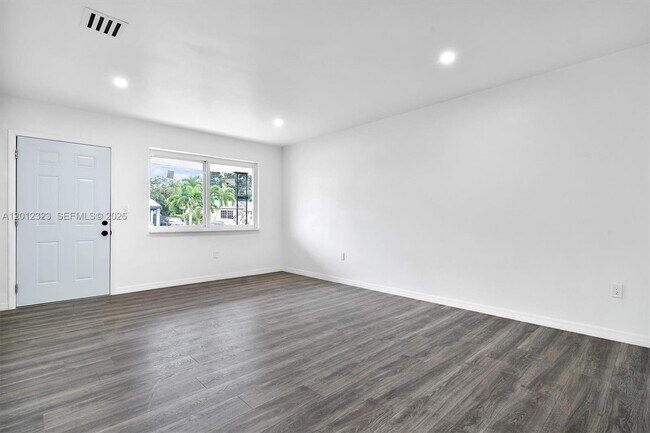 Building Photo - 1061 NW 108th Terrace