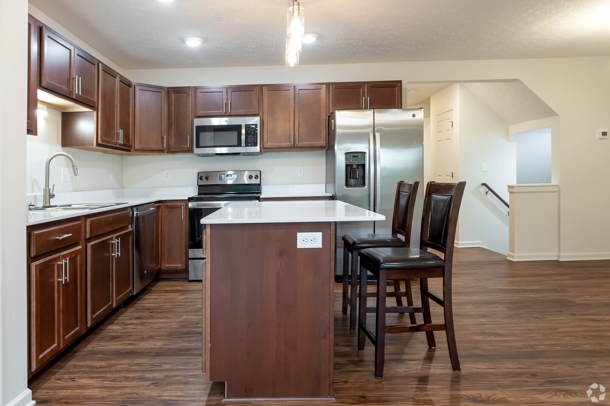 Creekwood Townhomes 15011524 Red Fern Dr Farmington NY 14425