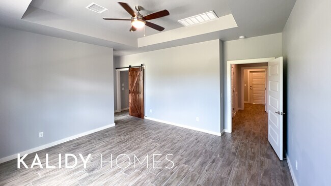 Building Photo - 1686 Salma Rd