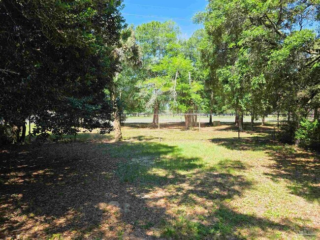 Building Photo - 35 Kennington Dr