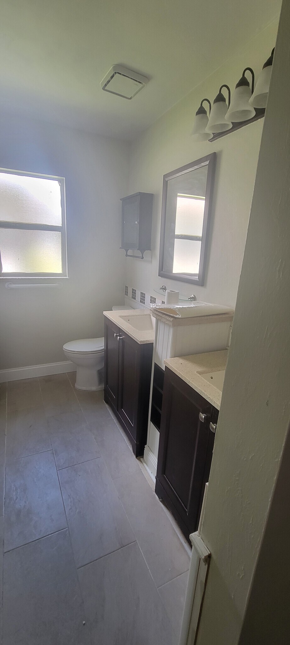 Master Bath - 9160 Aster Rd