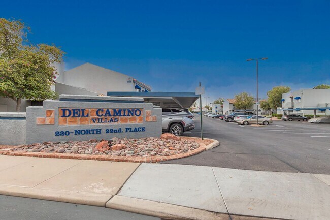 Building Photo - Fully Updated 2 Bed Mesa Condo | Quartz Counters + Pool & Spa