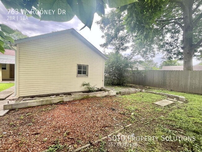 Building Photo - 763 W Rodney Dr