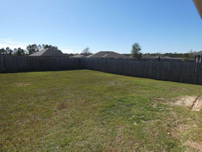 Building Photo - Great home in Whisper Creek Subdivision