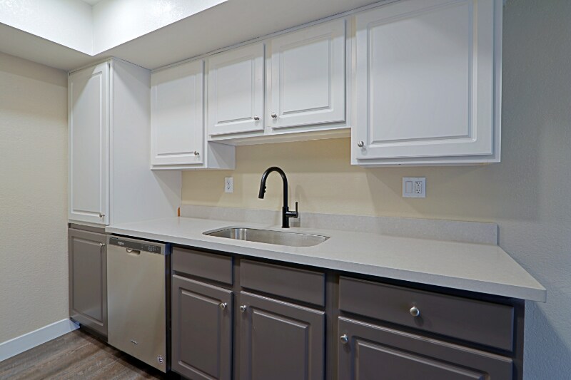 Building Photo - 3810 N Maryvale Pkwy