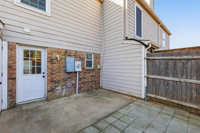 Building Photo - 11 Abbey Rd