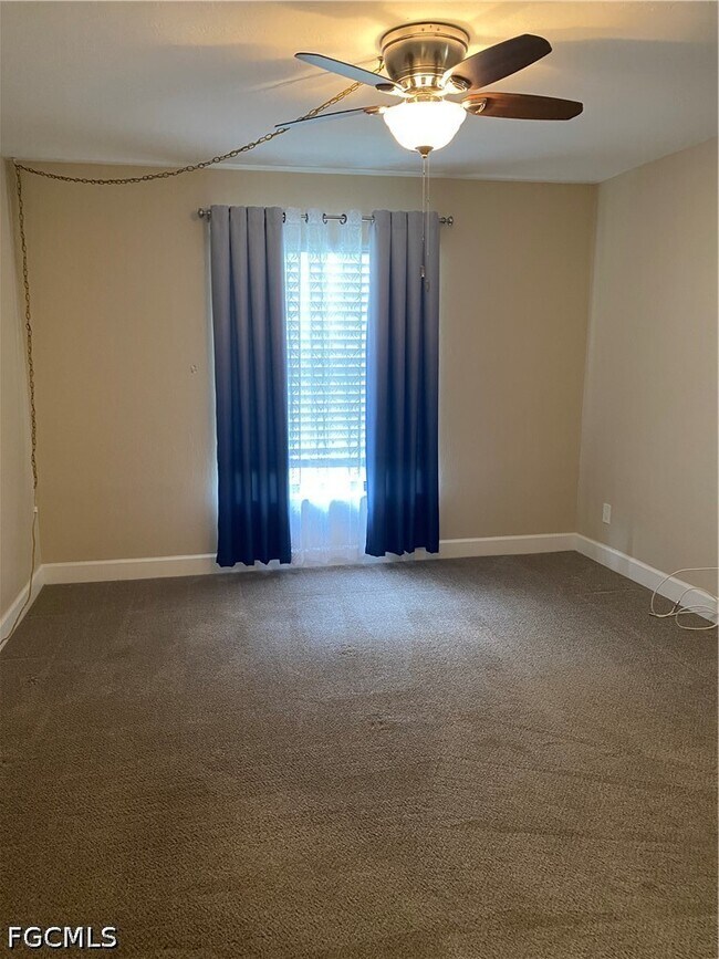 Building Photo - 15370 Transit Ct
