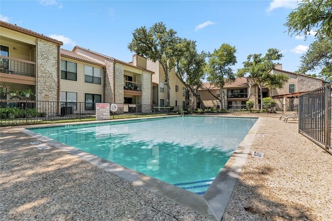 Building Photo - 8600 Fathom Cir