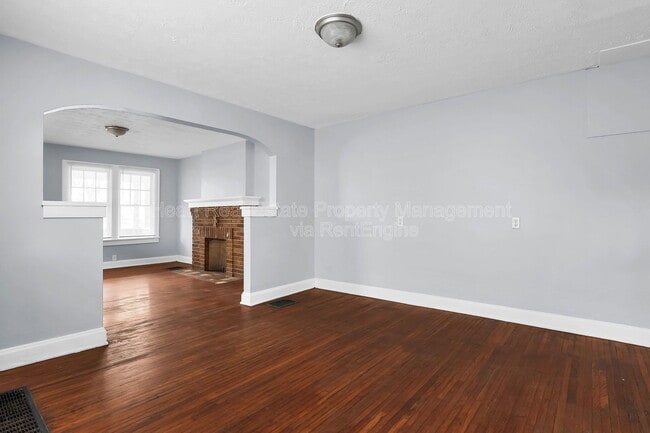 Building Photo - 1026 Ellsworth Ave