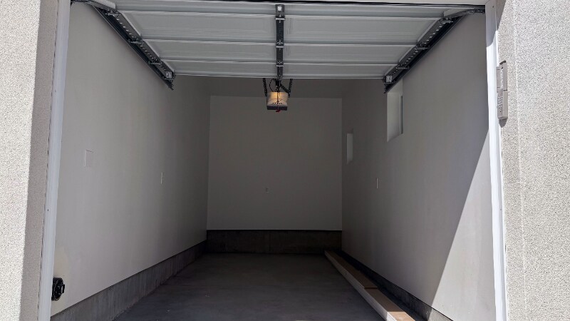 Building Photo - 5229 Virginia Ave