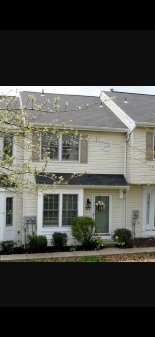 Building Photo - 383 Jubilee Dr