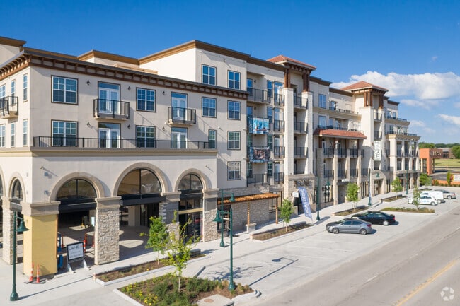 Building Photo - The Locale