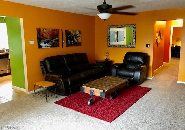 Building Photo - 7560 Hollycroft Ln