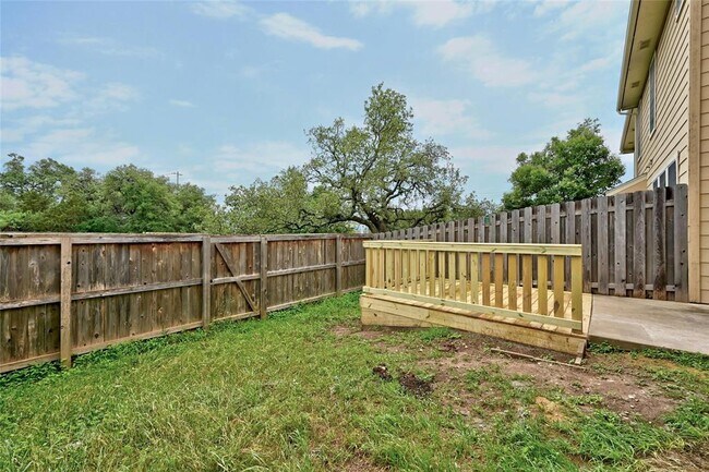 Building Photo - 4620 W William Cannon Dr
