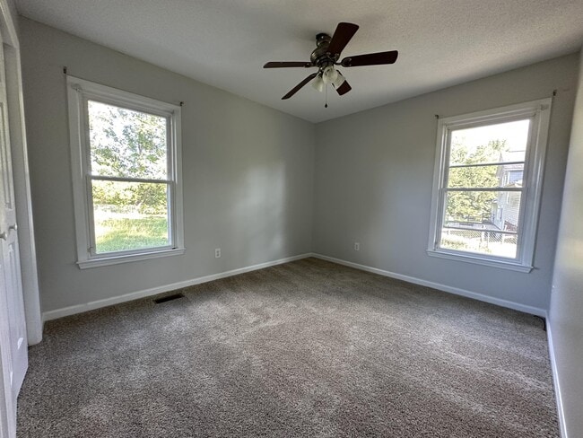 Building Photo - 145 Stoney Hill Ln
