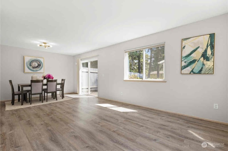 Building Photo - 3615 Auburn Way S