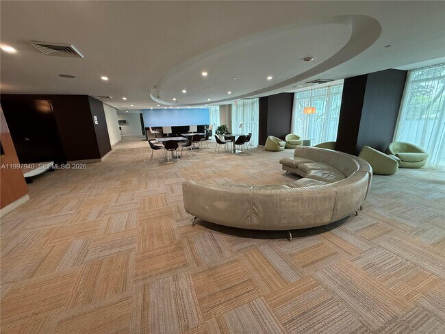 Building Photo - 951 Brickell Ave