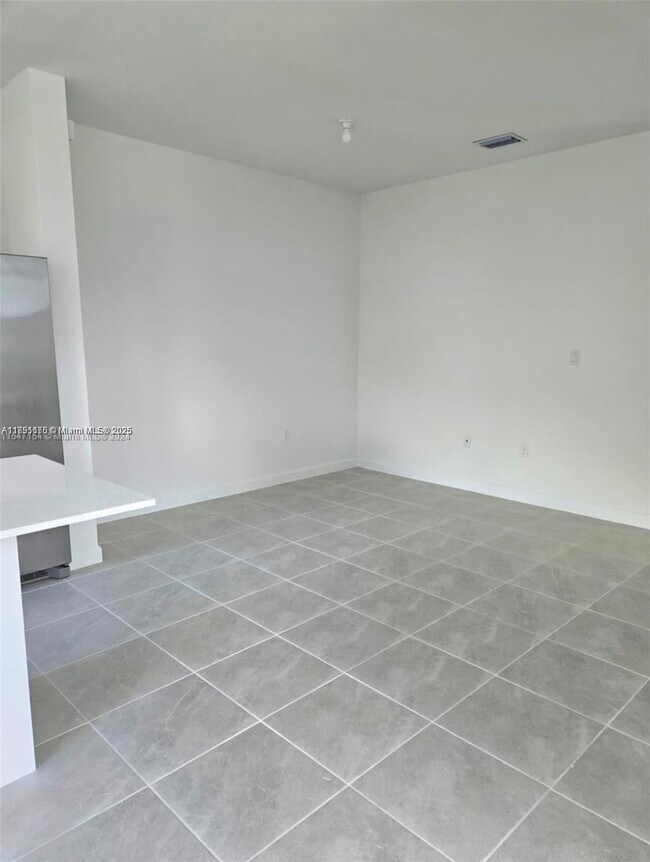 Building Photo - 29221 SW 162nd Ct