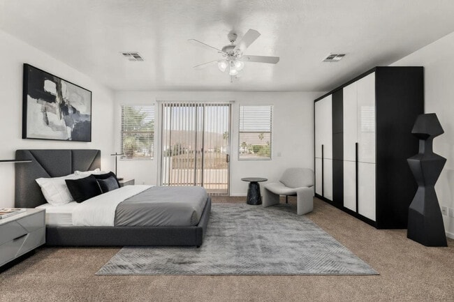 Building Photo - 918 W Windsong Dr