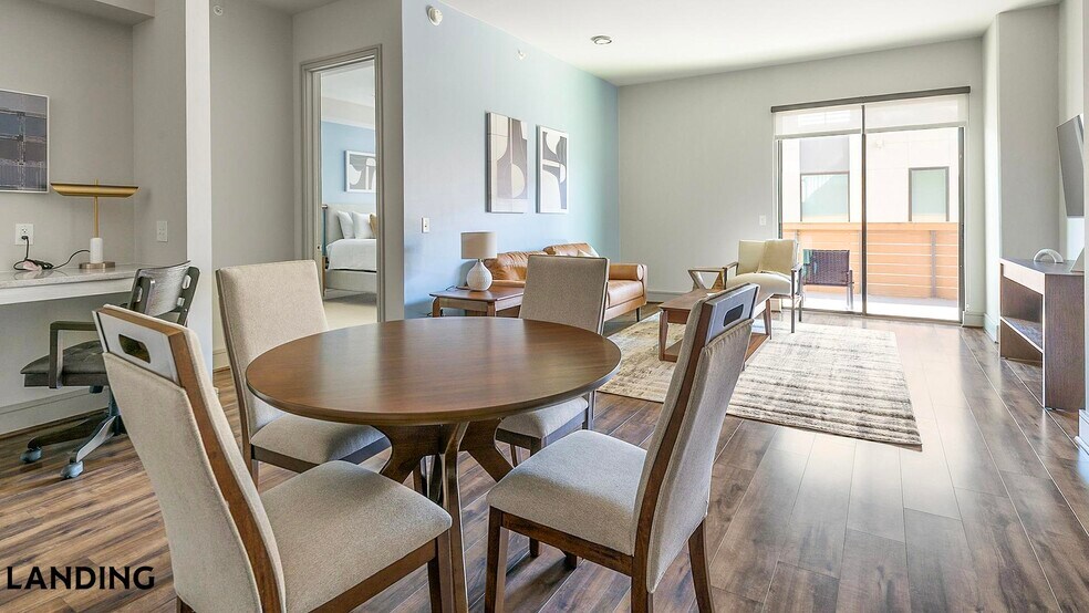 Building Photo - 1414 Wood Hollow Dr