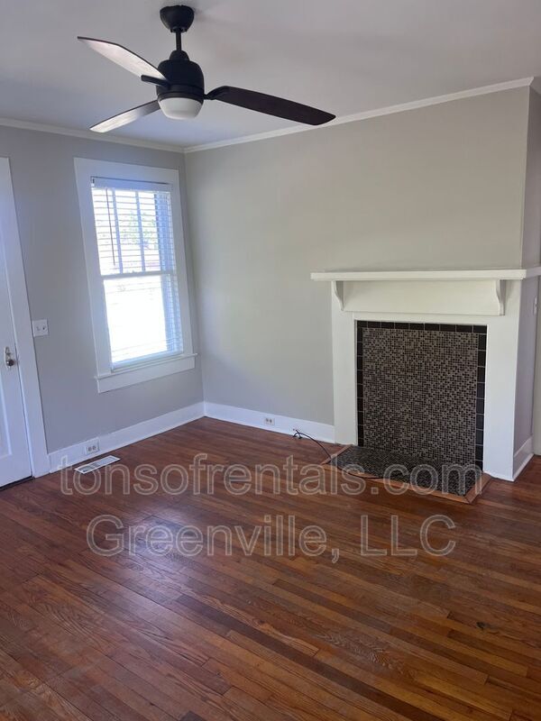 Building Photo - 205 Thackston St