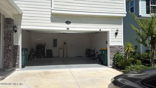 Building Photo - 13258 Brookwater Dr