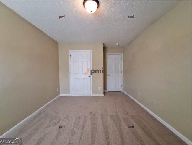 Building Photo - 7565 Rutgers Cir