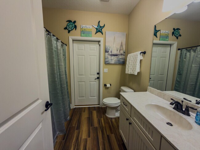 Building Photo - 2512 Cove Rd