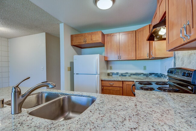 Building Photo - L730 Harrier