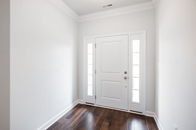 Building Photo - Beautiful 3 Bedroom Home on Corner Lot in ...
