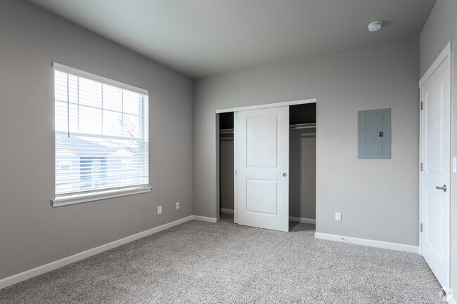 Bedroom - White Oak