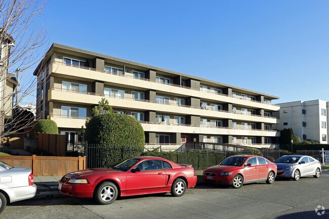 Primary Photo - The Diplomat