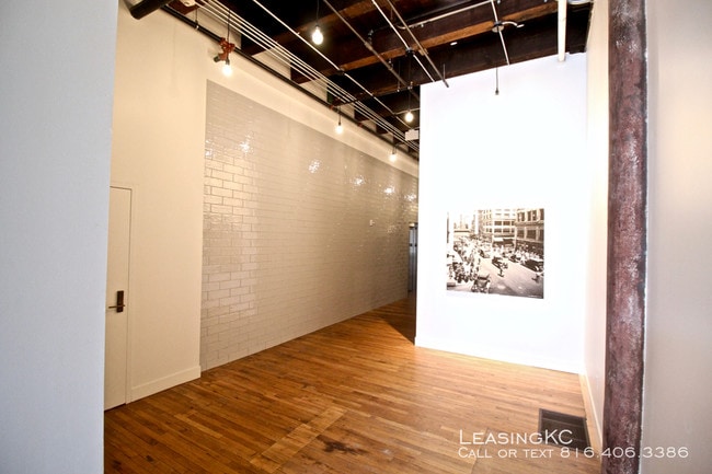 Building Photo - ATLAS Lofts