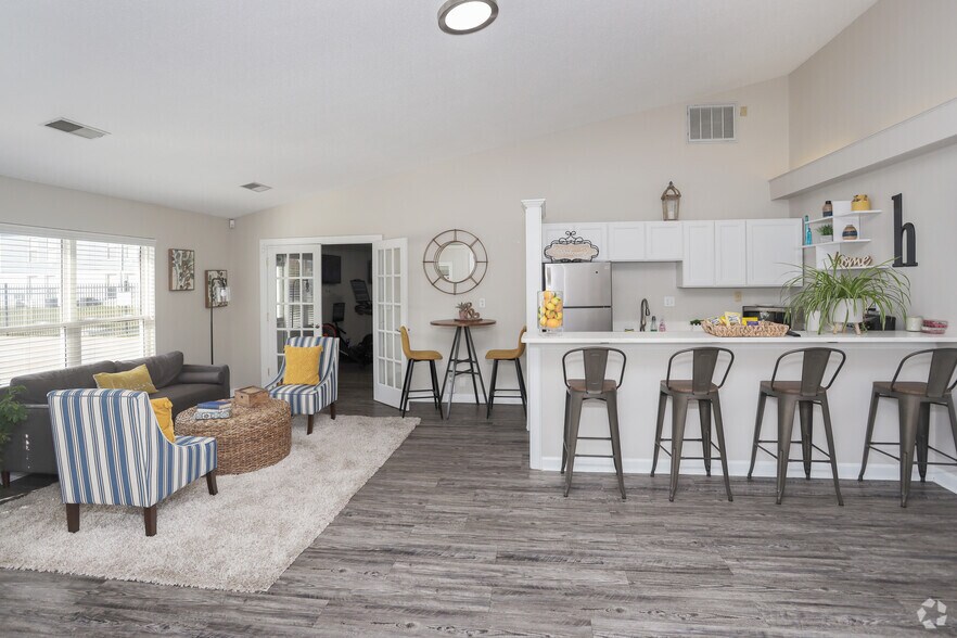 Harrison Point Apartments 9093 Bourbon St Indianapolis IN 46235