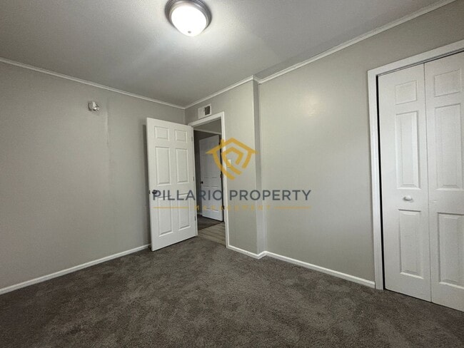 Building Photo - Beautiful Renovated 3 Bedroom 1 Bathroom in Irvington Available NOW!