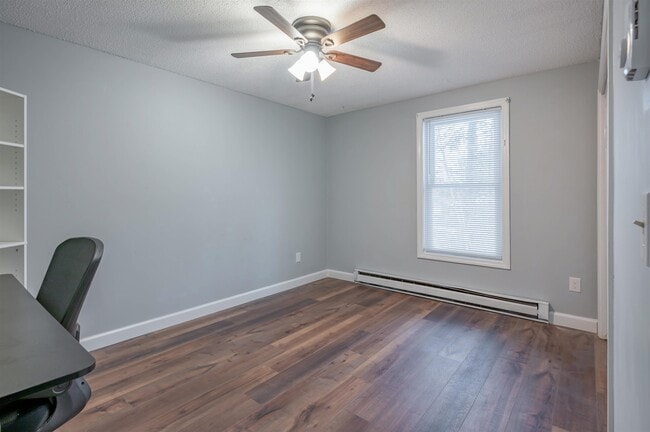 Building Photo - 19 Kimberly Dr