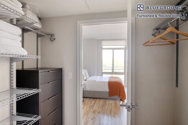 Building Photo - 3400 Potomac Ave