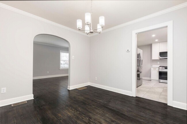 Building Photo - 2664 Kings Hwy