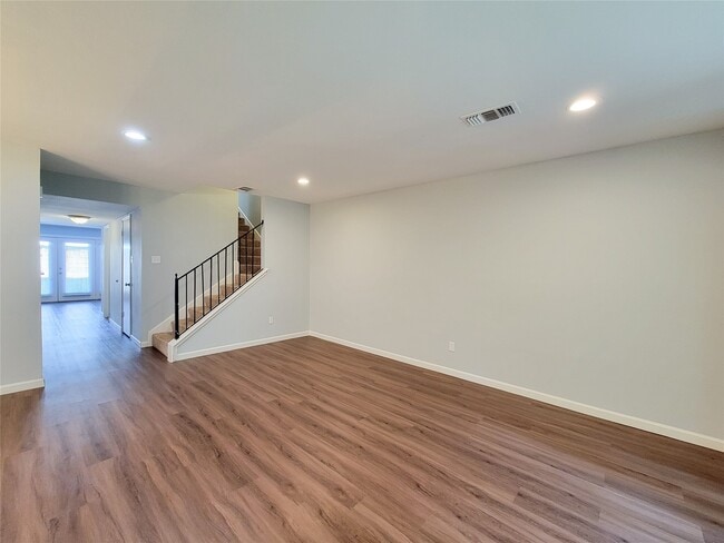 Building Photo - 13168 Trail Hollow Dr