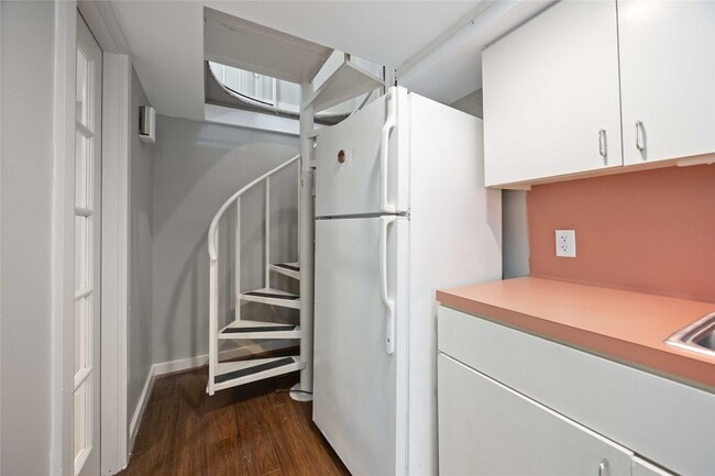 Building Photo - 1711 Wentworth St