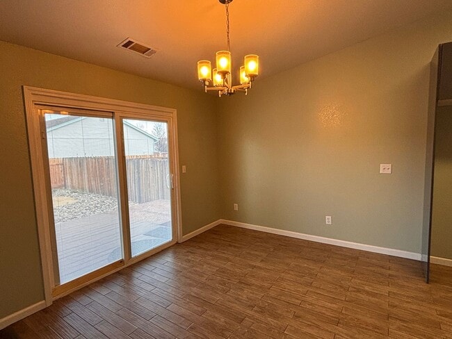 Building Photo - 830 Randell Dr