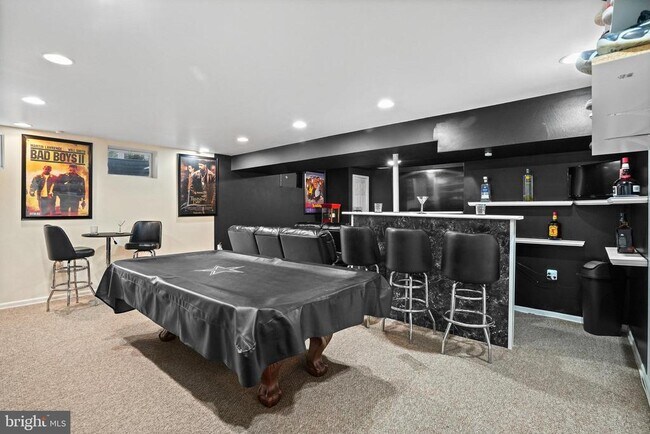 Building Photo - 2712 Advent Ct S