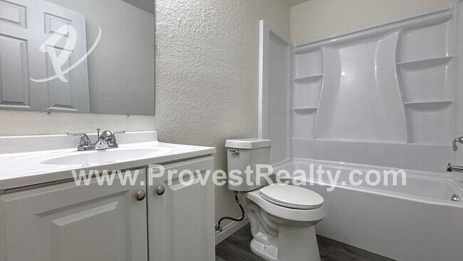 Building Photo - 11800 White Ave