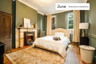 Building Photo - Room in Shared 5 bed/1 bath home