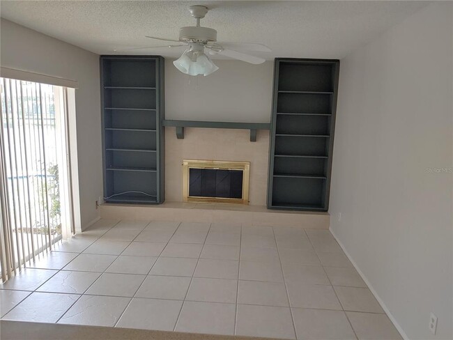 Building Photo - 525 Moreno Cir NE